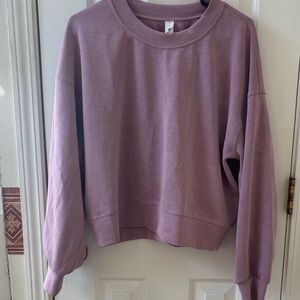 Lululemon Cropped sweatshirt